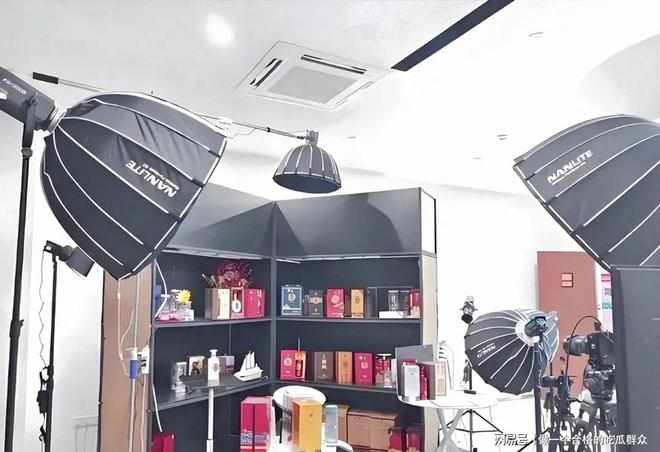 央视揭露！著名国酒是酒精勾兑年份包装全造假直播间成重灾区(图4)